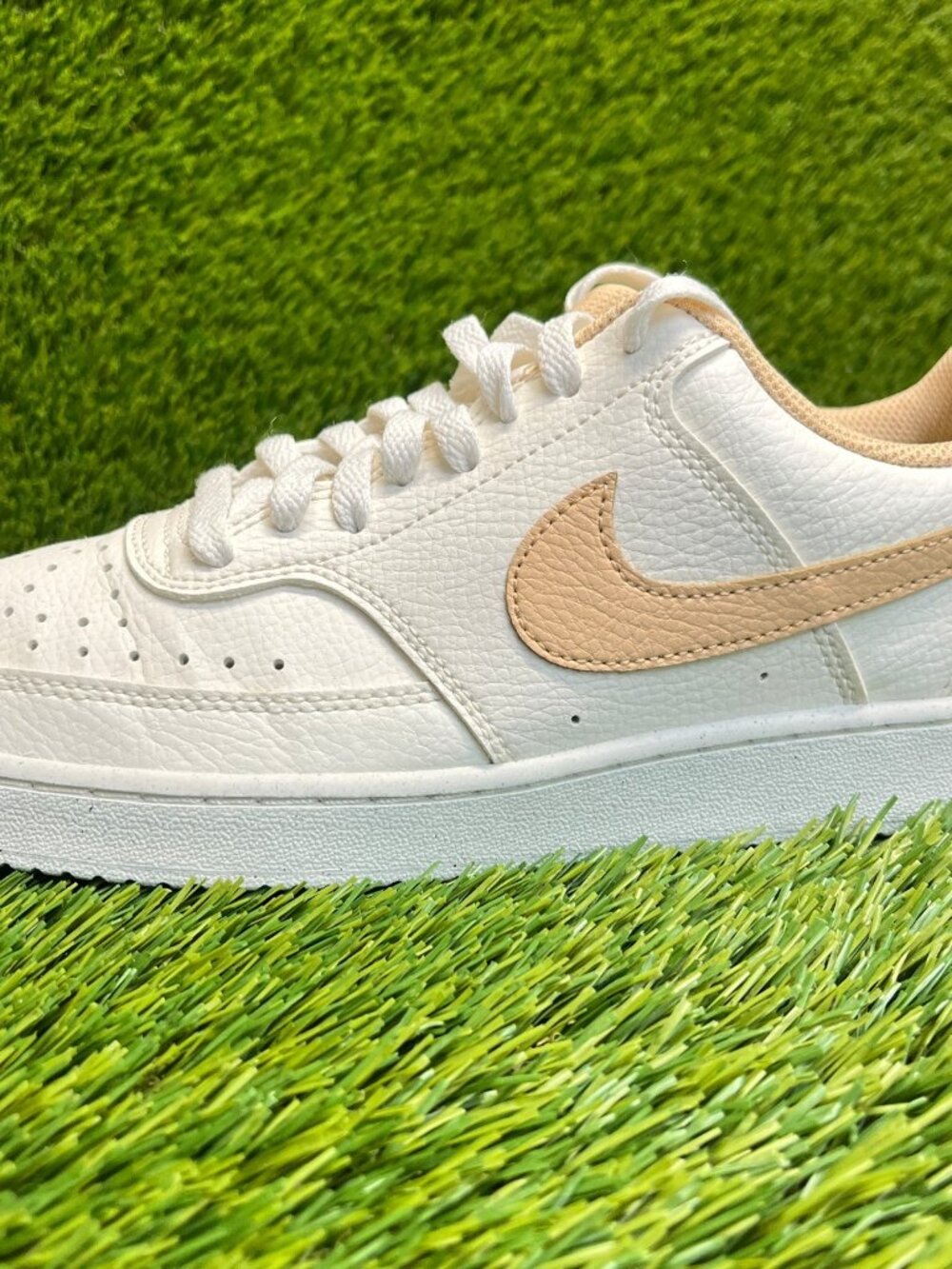 Nike Court Vision Low Womens Size 8.5 Sail White Athletic Skate Shoes Sneakers - Picture 3 of 10
